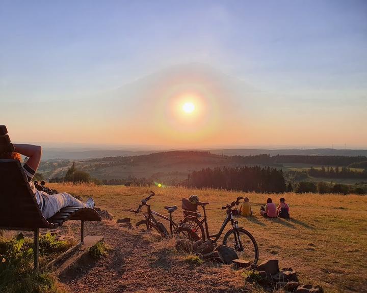 Zur Schonen Aussicht